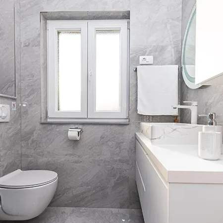 Cozy In With Wifi بيت للعطل Primorski Dolac