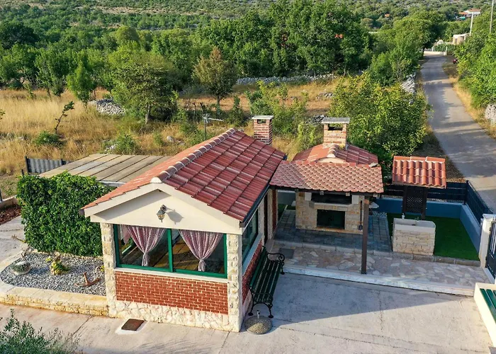 Holiday home Cozy In With Wifi *